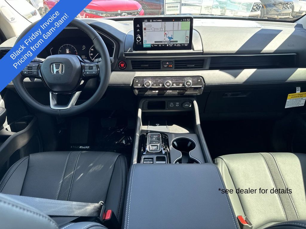 new 2025 Honda Pilot car, priced at $49,885