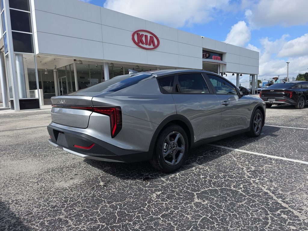 new 2025 Kia K4 car, priced at $23,384