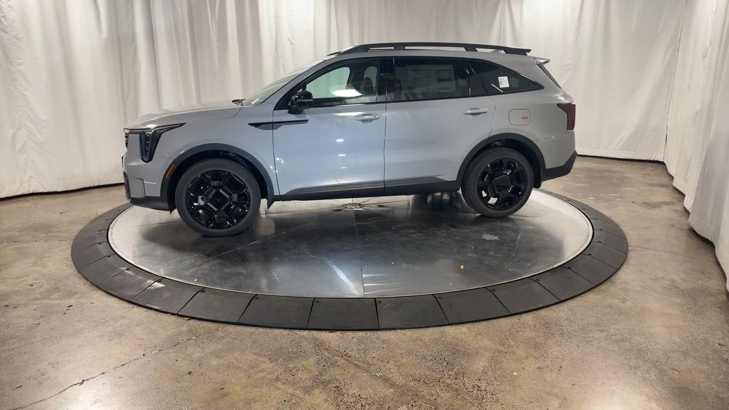 new 2025 Kia Sorento car, priced at $42,071