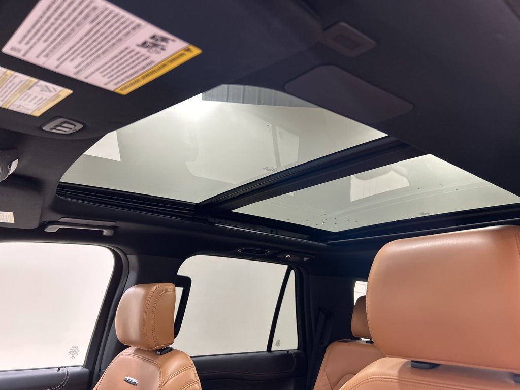 used 2022 Ford Expedition car, priced at $57,405