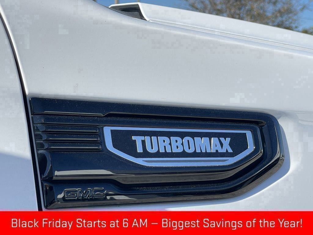 new 2025 GMC Sierra 1500 car, priced at $41,334