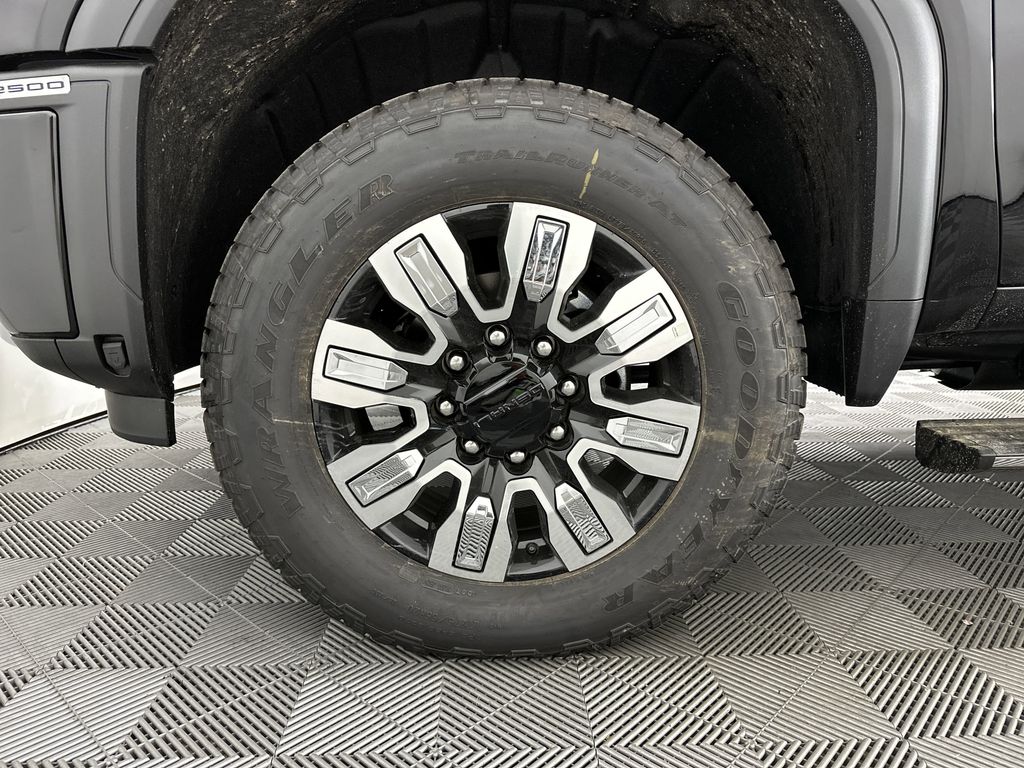 new 2025 GMC Sierra 2500HD car, priced at $86,530
