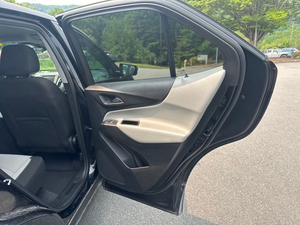 used 2021 Chevrolet Equinox car, priced at $14,476
