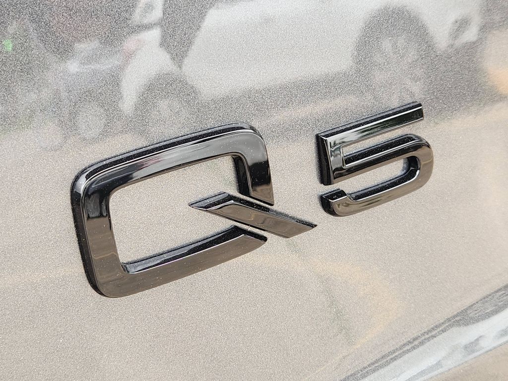new 2025 Audi Q5 e car, priced at $69,385