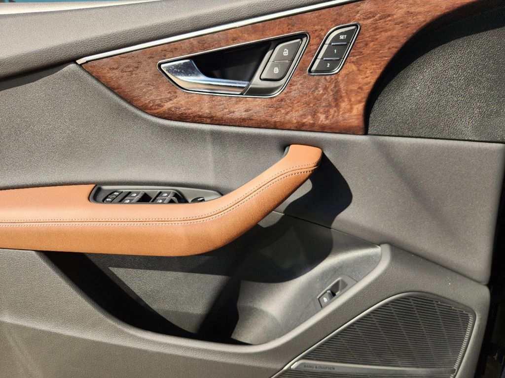 new 2025 Audi Q8 car, priced at $82,515