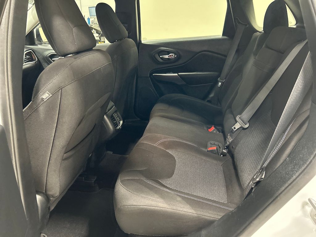 used 2019 Jeep Cherokee car, priced at $15,525