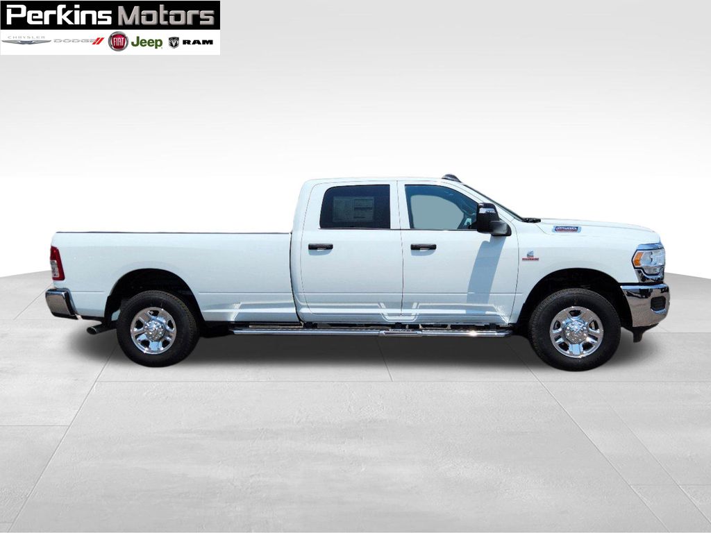 new 2024 Ram 2500 car, priced at $58,762