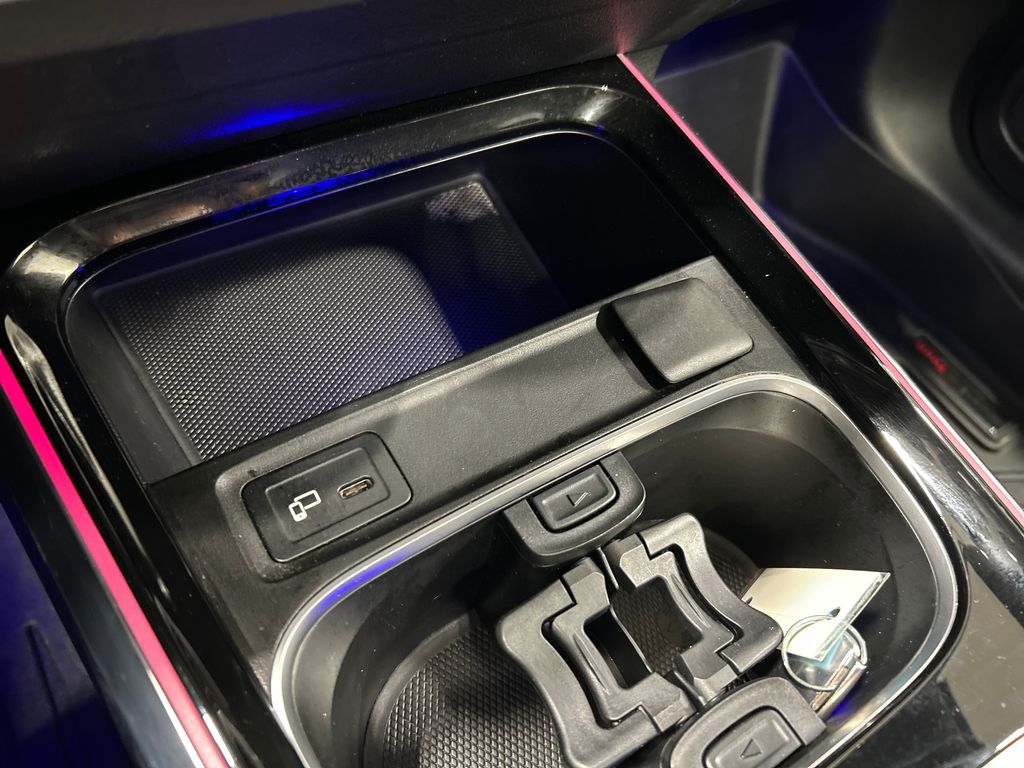used 2020 Mercedes-Benz GLB car, priced at $24,870