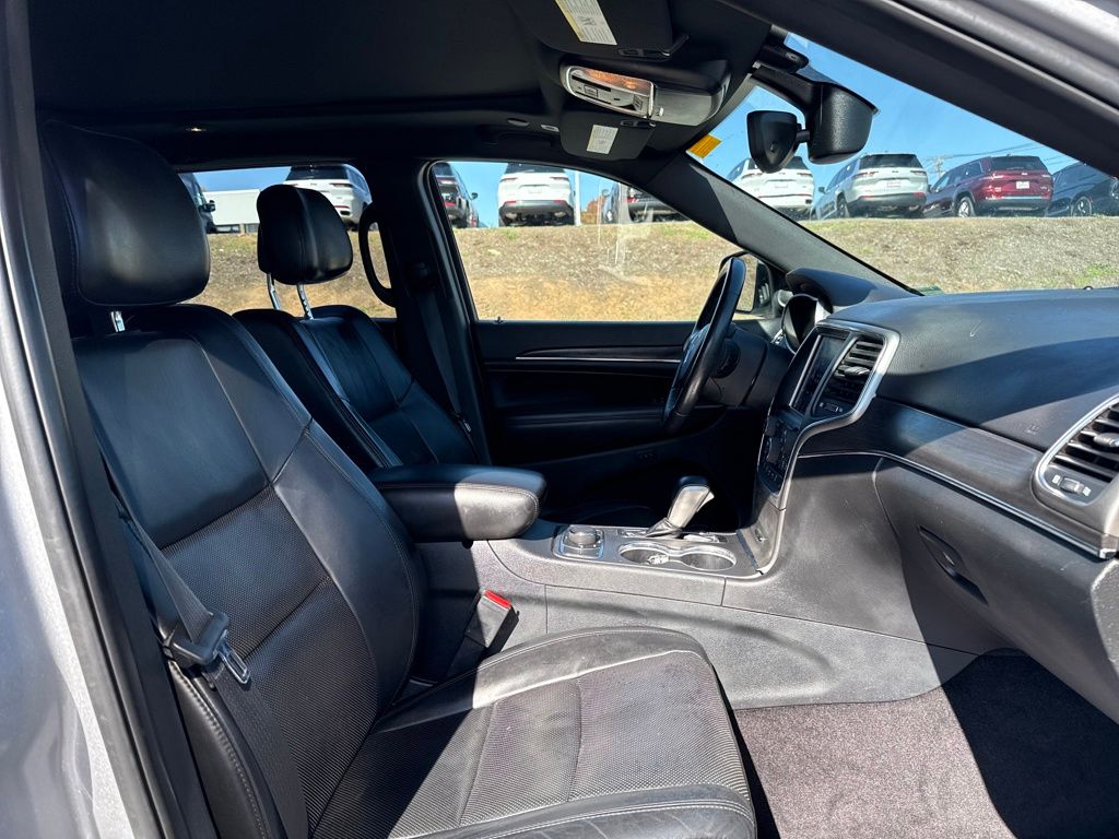 used 2018 Jeep Grand Cherokee car, priced at $20,215