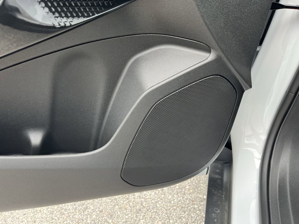 new 2025 Chevrolet Trax car, priced at $22,862