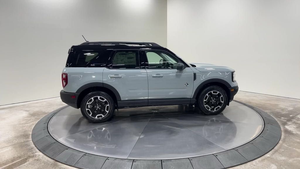 new 2024 Ford Bronco Sport car, priced at $37,070