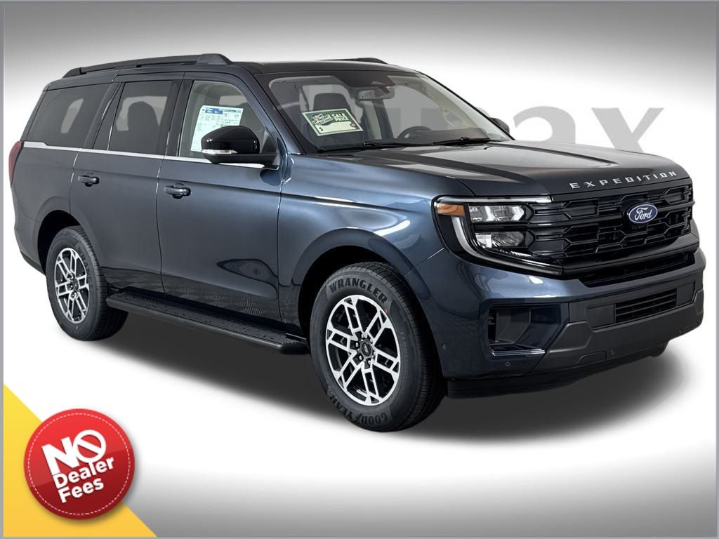 new 2025 Ford Expedition car, priced at $67,653