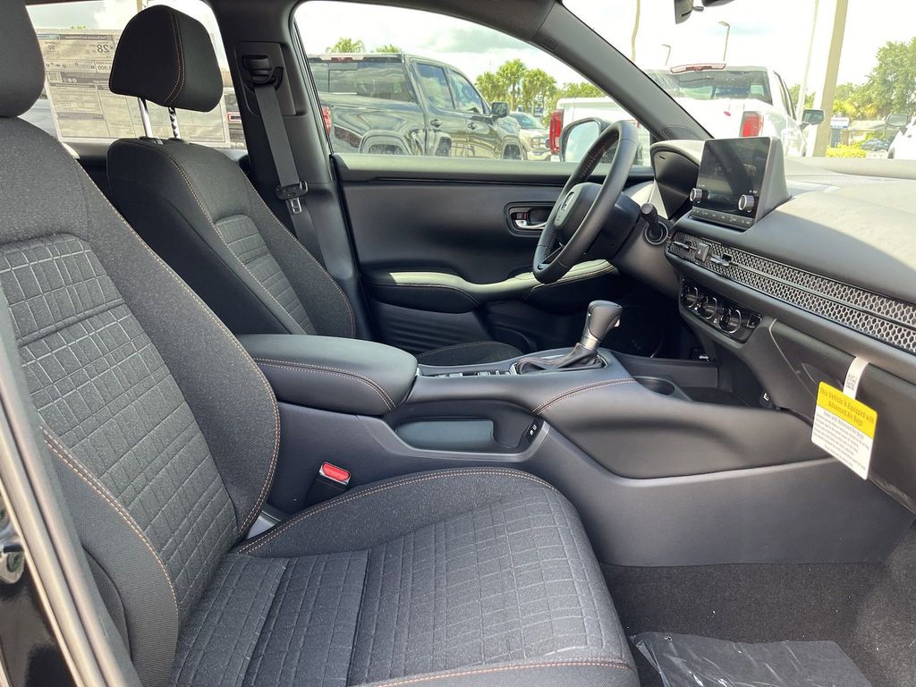 new 2025 Honda HR-V car, priced at $29,179