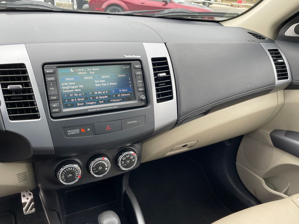 used 2013 Mitsubishi Outlander car, priced at $11,095