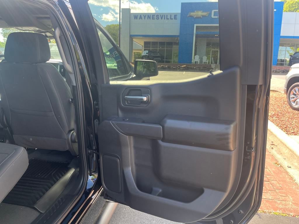 new 2024 Chevrolet Silverado 1500 car, priced at $53,990