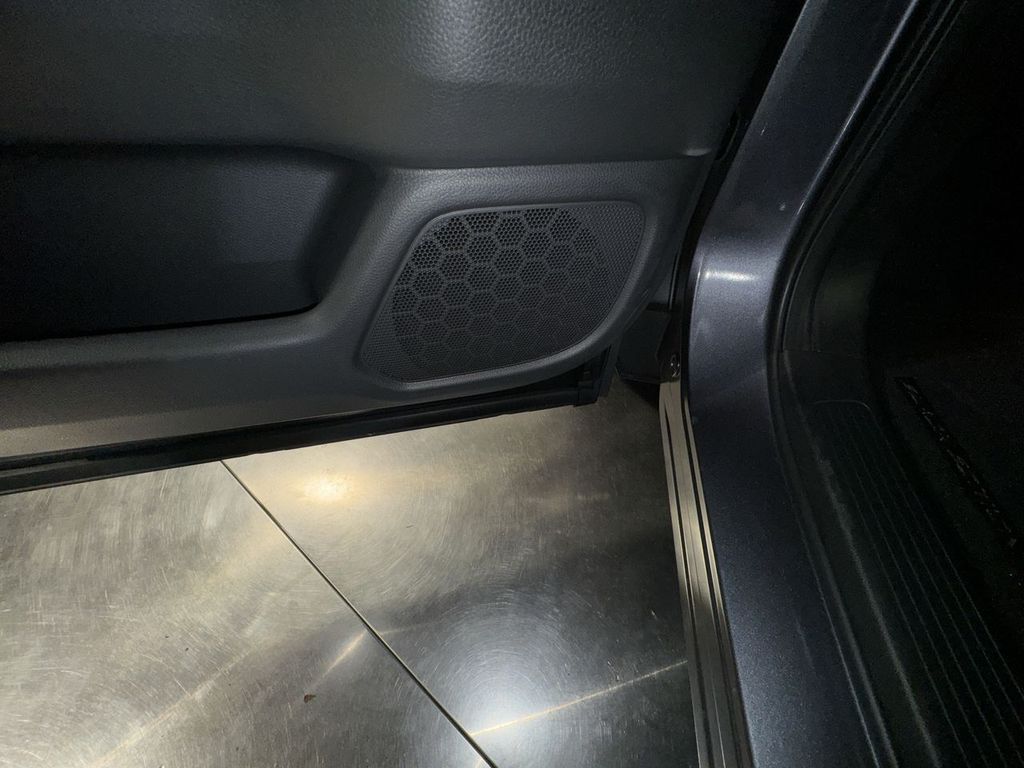 new 2025 Honda Pilot car, priced at $56,075