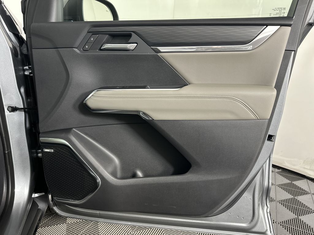 new 2025 GMC Acadia car, priced at $45,425