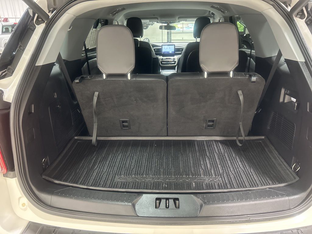 used 2022 Ford Explorer car, priced at $31,056