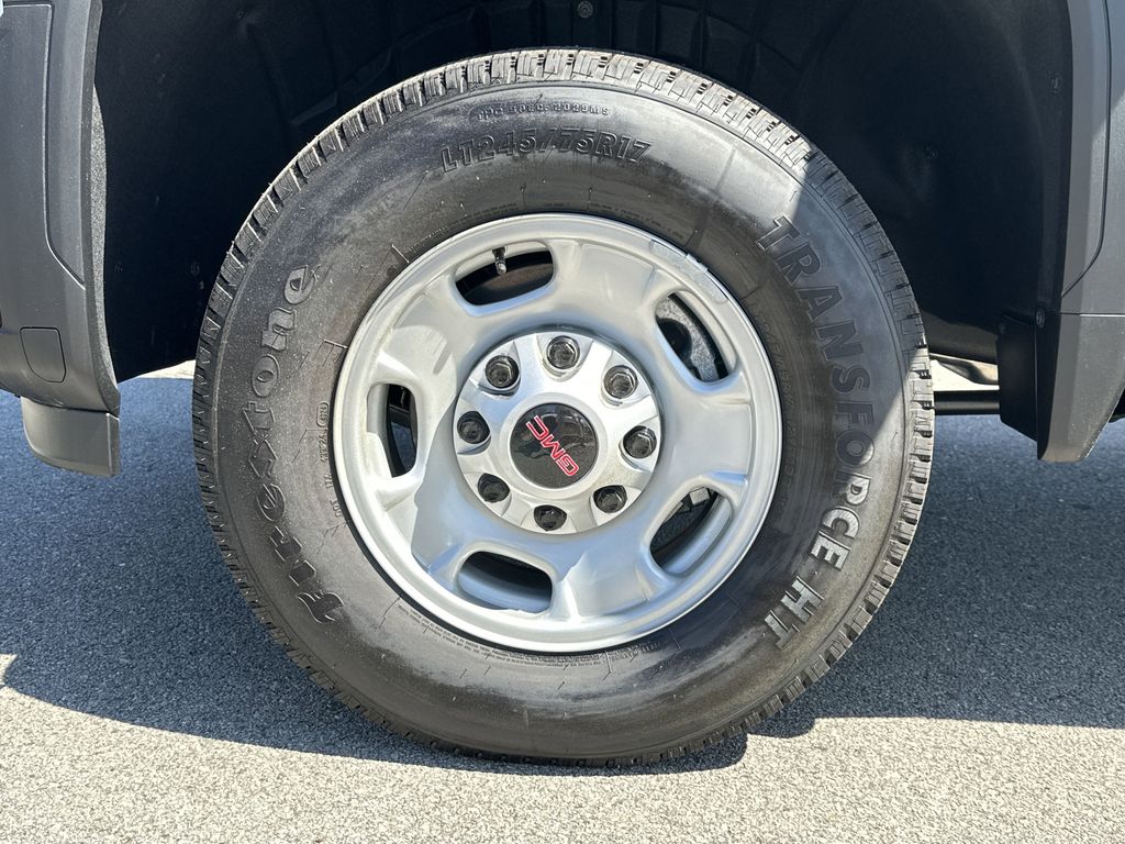 new 2025 GMC Sierra 2500HD car, priced at $47,489