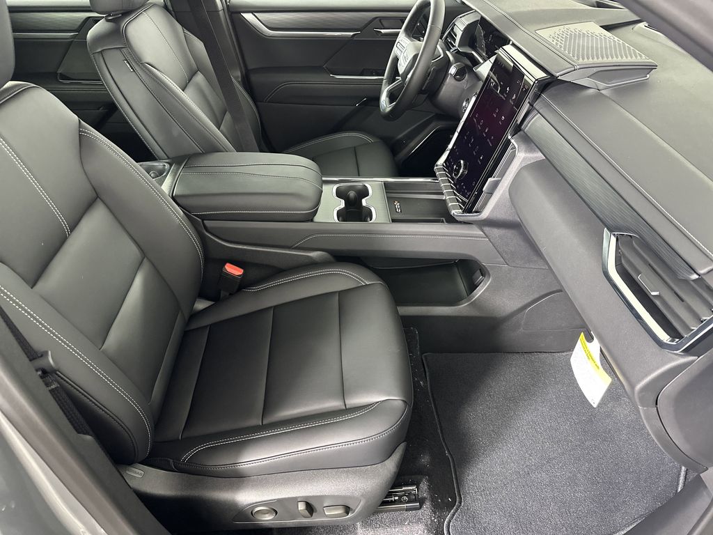 new 2025 GMC Acadia car, priced at $50,624