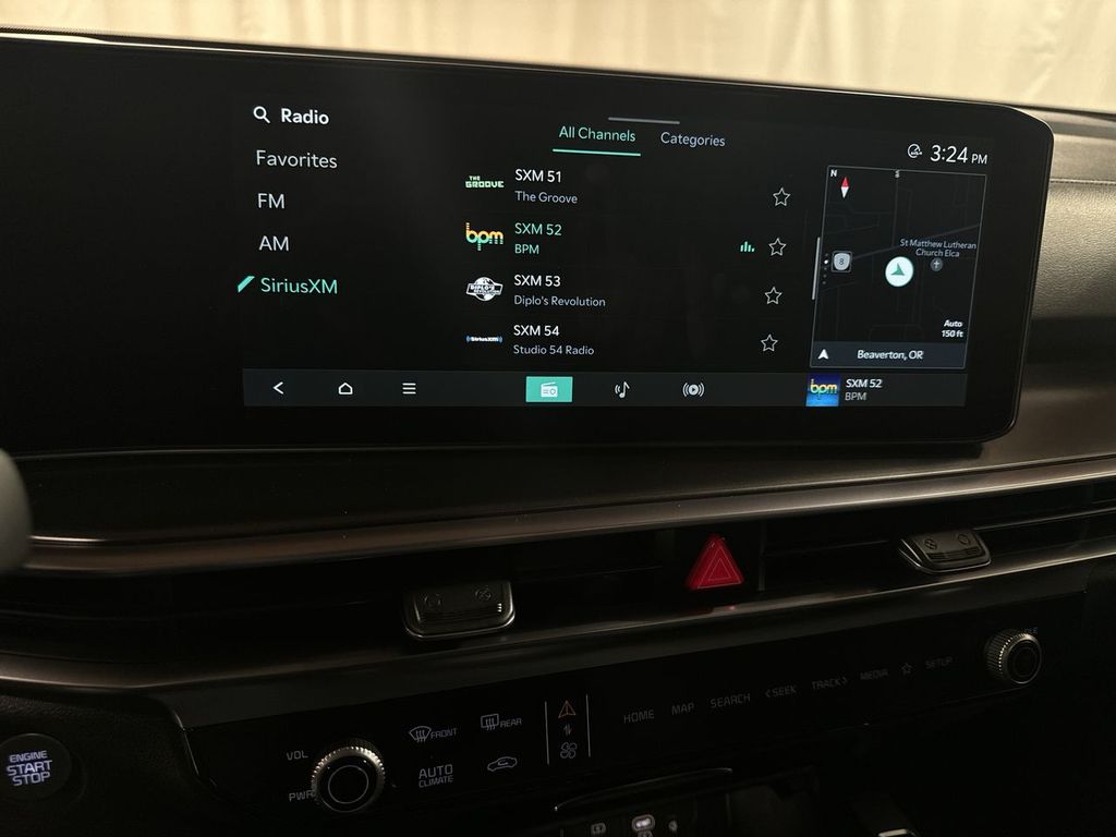 new 2025 Kia Sorento Hybrid car, priced at $42,088