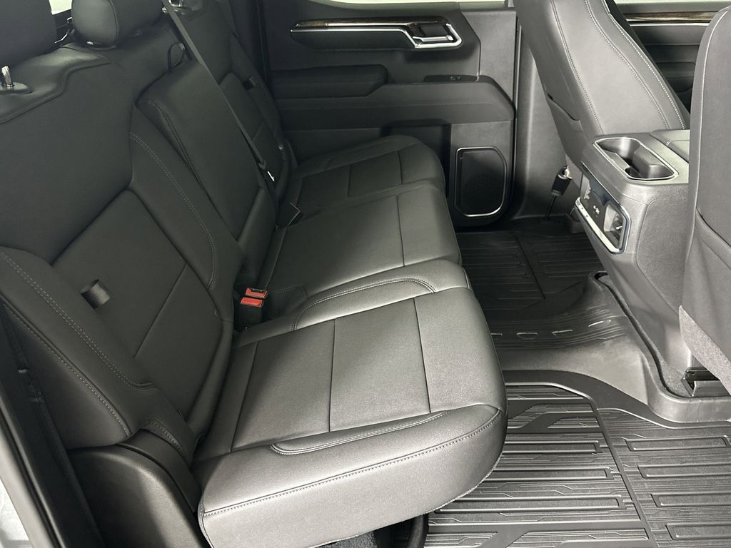 new 2025 GMC Sierra 1500 car, priced at $60,224