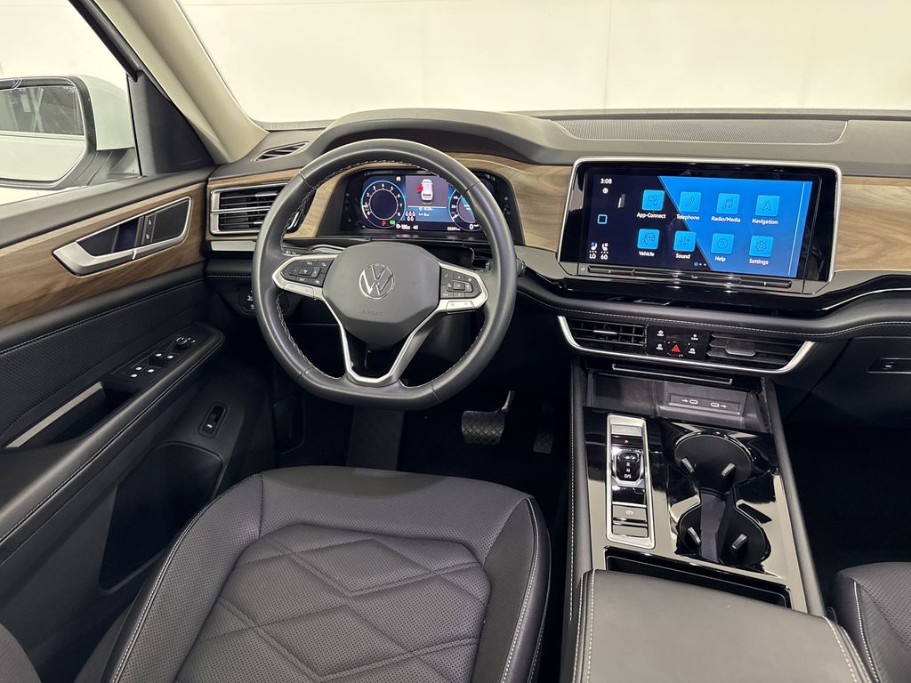 used 2024 Volkswagen Atlas car