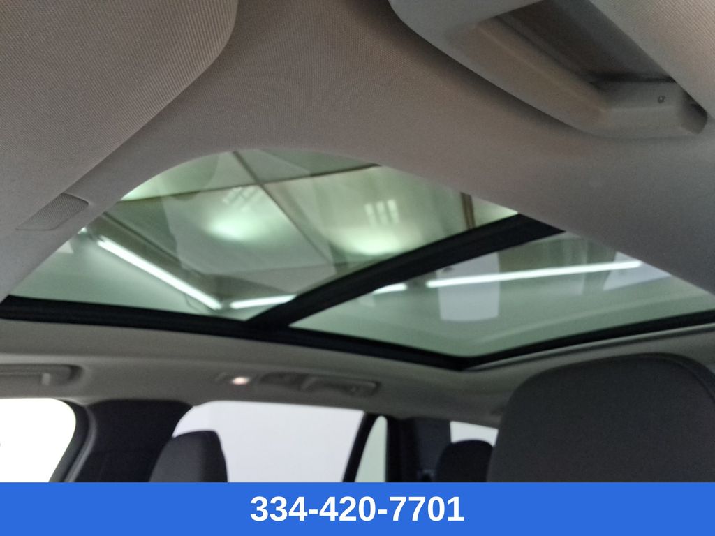 used 2025 Volvo XC90 car, priced at $54,999