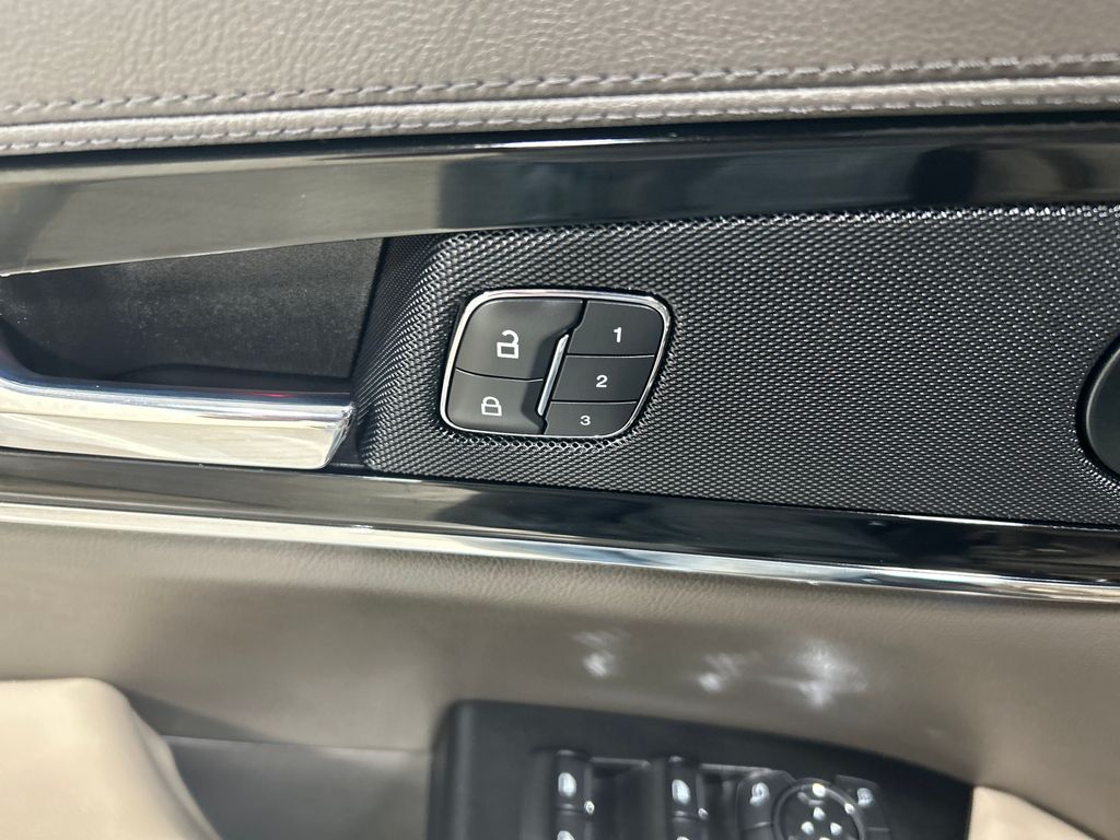 used 2022 Lincoln Nautilus car, priced at $35,794
