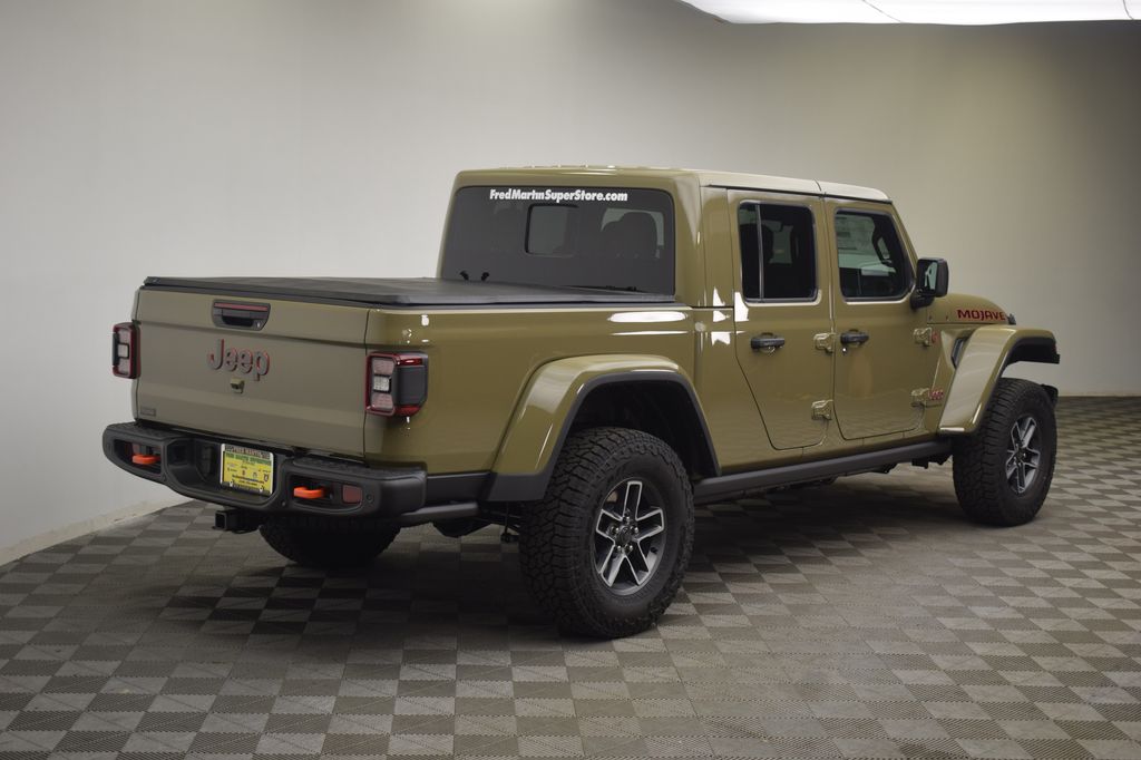 new 2025 Jeep Gladiator car, priced at $55,687