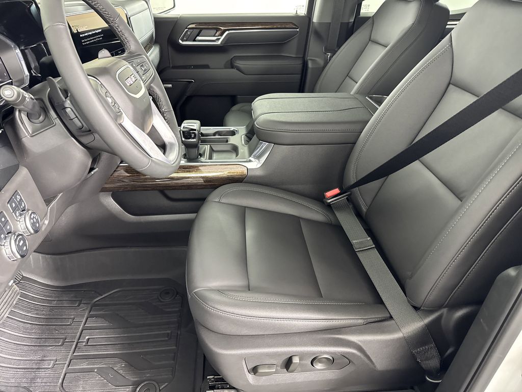 new 2025 GMC Sierra 1500 car, priced at $61,430