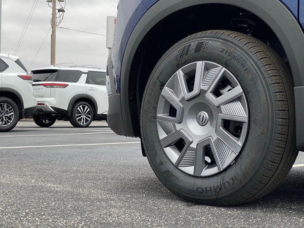 new 2025 Nissan Kicks car, priced at $22,975