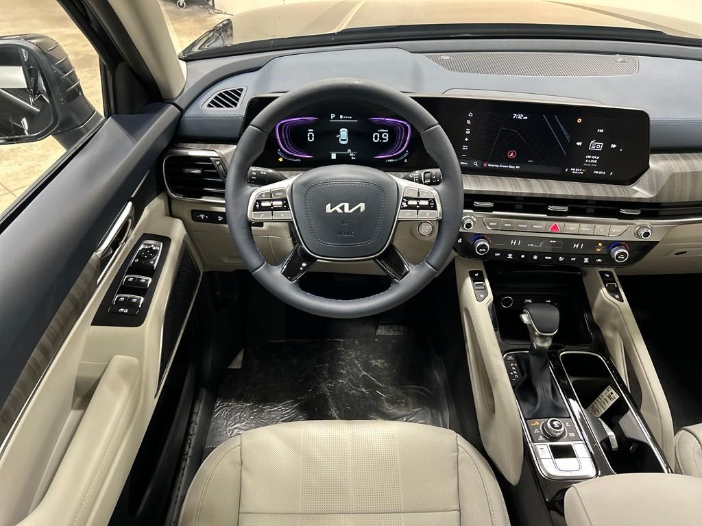 new 2025 Kia Telluride car, priced at $45,180