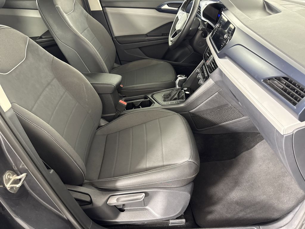 used 2024 Volkswagen Taos car, priced at $19,555