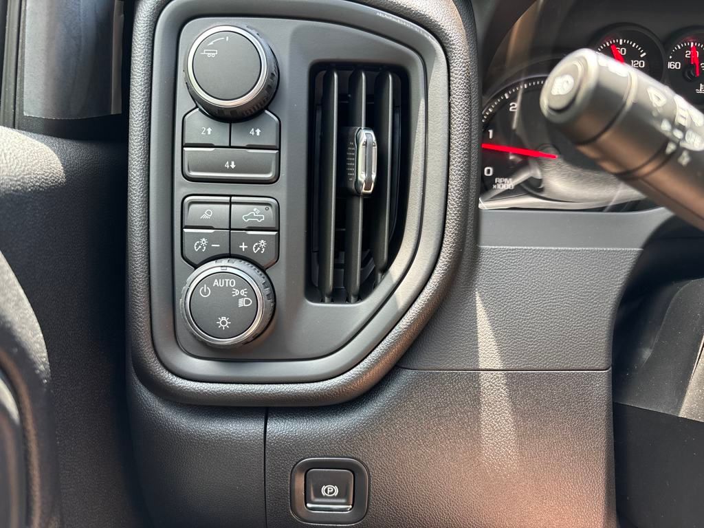 new 2025 Chevrolet Silverado 2500HD car, priced at $69,890