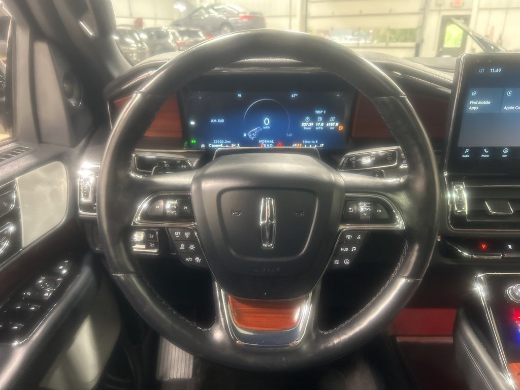 used 2022 Lincoln Navigator car, priced at $58,127