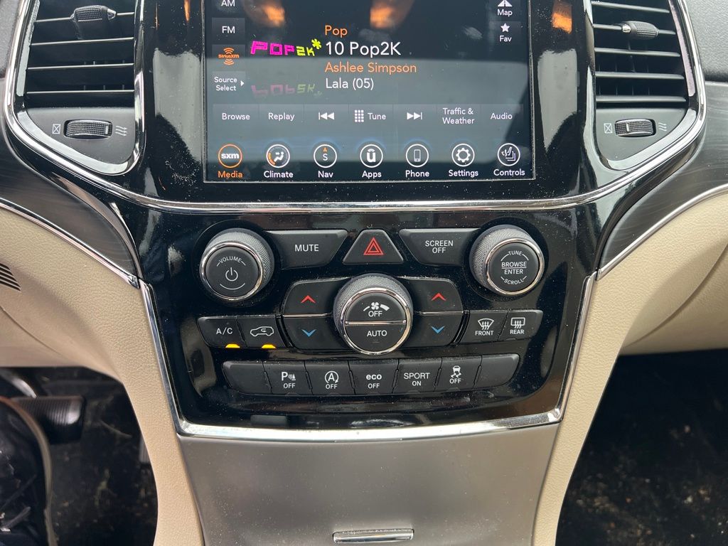 used 2021 Jeep Grand Cherokee car, priced at $22,900