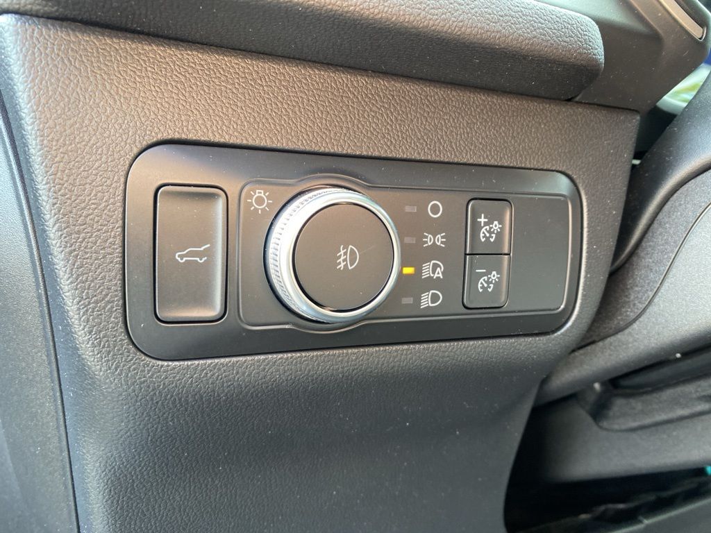 used 2022 Ford Escape car, priced at $23,995