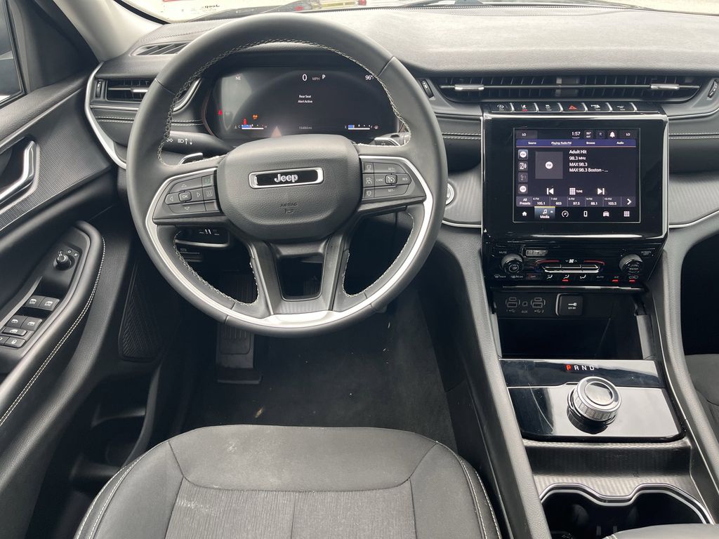 used 2024 Jeep Grand Cherokee car, priced at $29,795