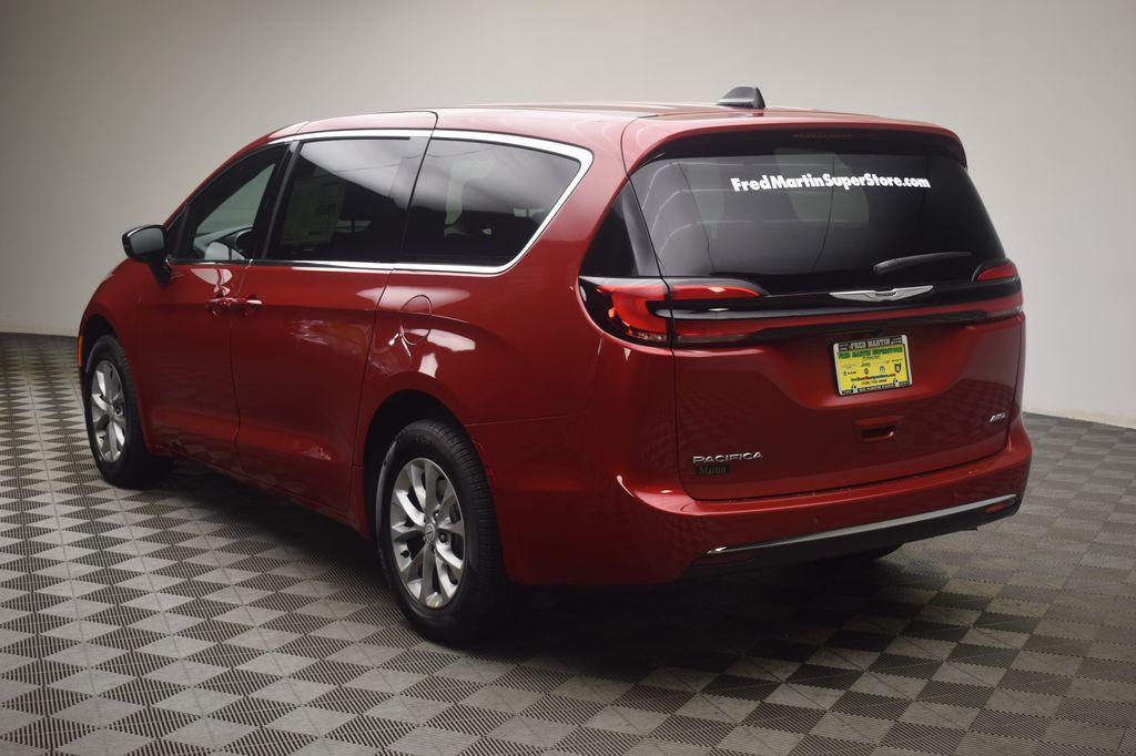 new 2026 Chrysler Pacifica car, priced at $43,561