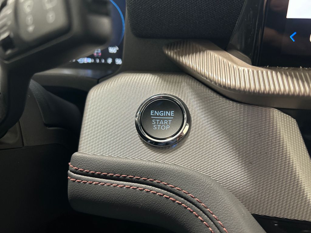new 2025 Ford Explorer car, priced at $46,275
