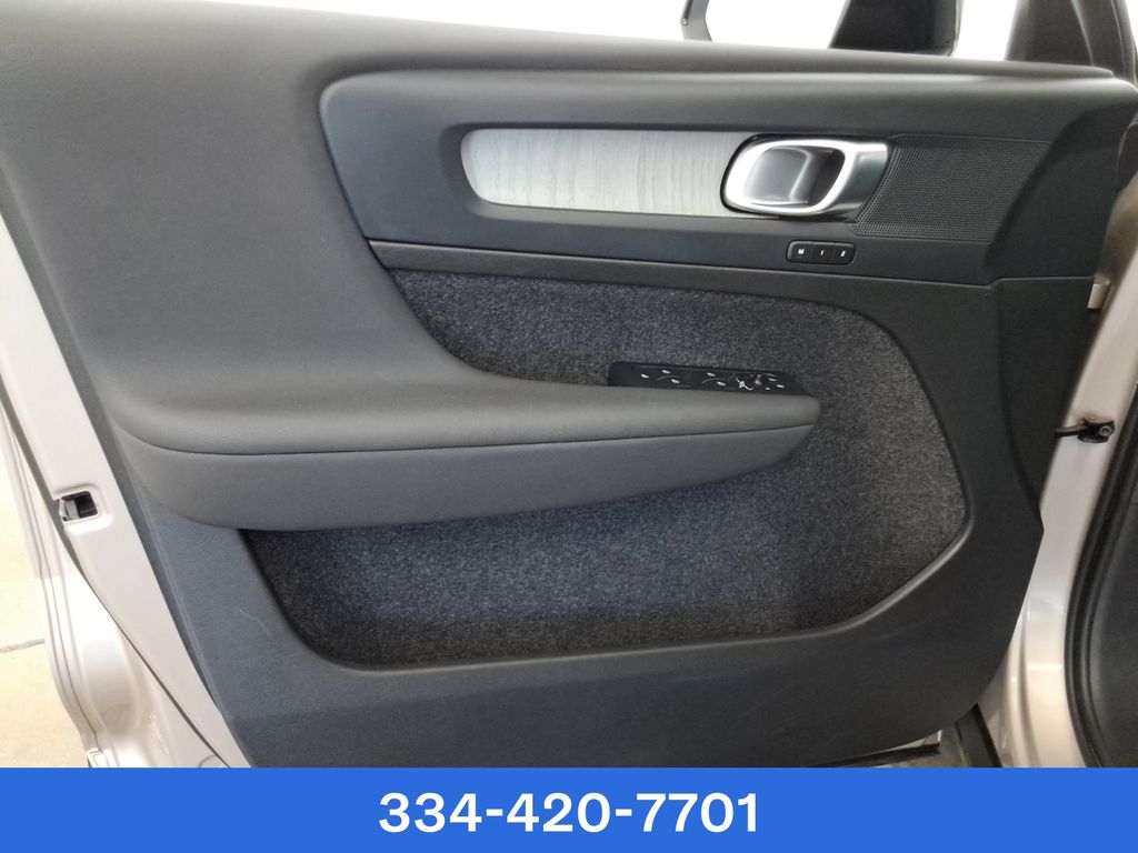 used 2024 Volvo XC40 car, priced at $31,499