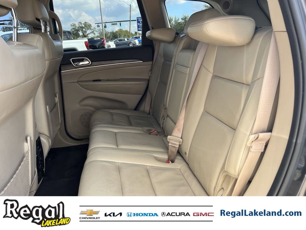 used 2017 Jeep Grand Cherokee car, priced at $13,794