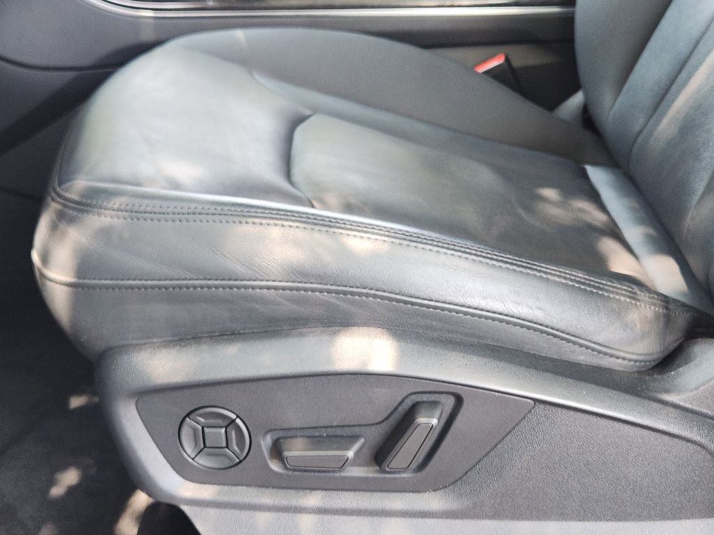 used 2021 Audi Q7 car, priced at $33,902