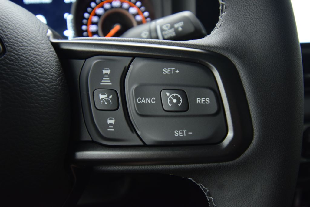 new 2025 Jeep Gladiator car, priced at $55,687