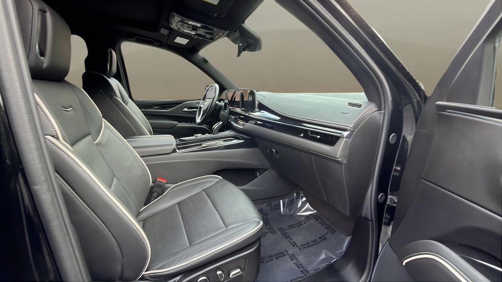used 2024 Cadillac Escalade ESV car, priced at $84,400