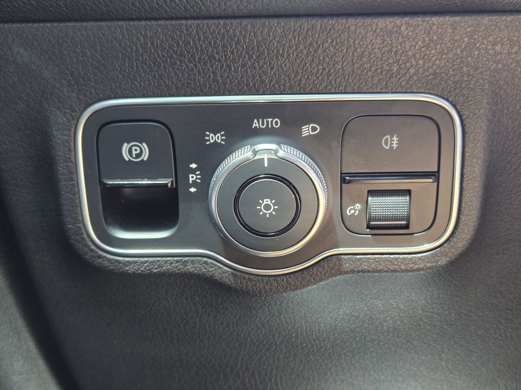 used 2022 Mercedes-Benz GLB car, priced at $34,995