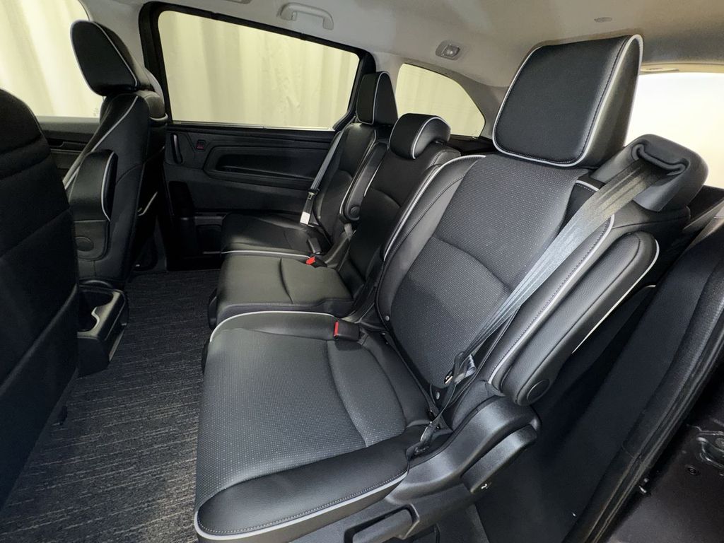 new 2026 Honda Odyssey car, priced at $53,190