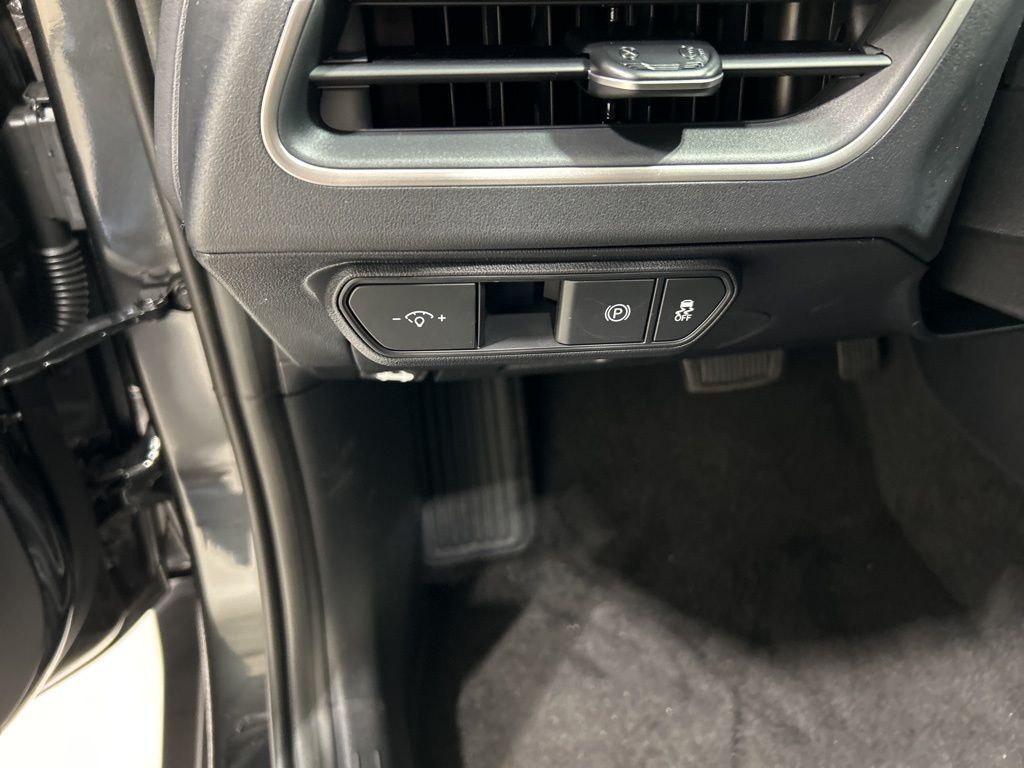 new 2025 Kia K4 car, priced at $22,470