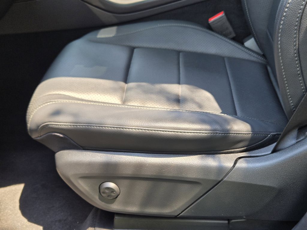 used 2022 Mercedes-Benz GLE car, priced at $47,992